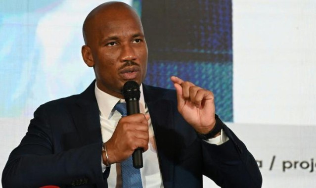 意媒：德罗巴代表非足联递交50页请愿书，为卢克曼争取公平转会